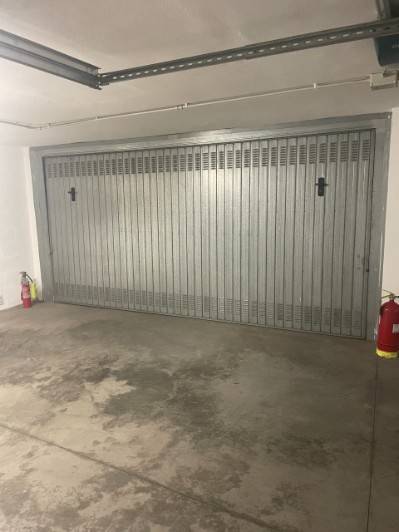locale di sgombero in vendita a Brescia in zona Villaggio Prealpino