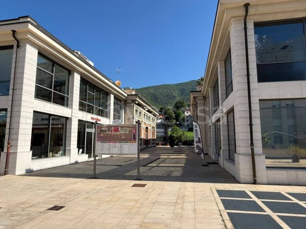 negozio in vendita a Brescia in zona Borgo Wuhrer