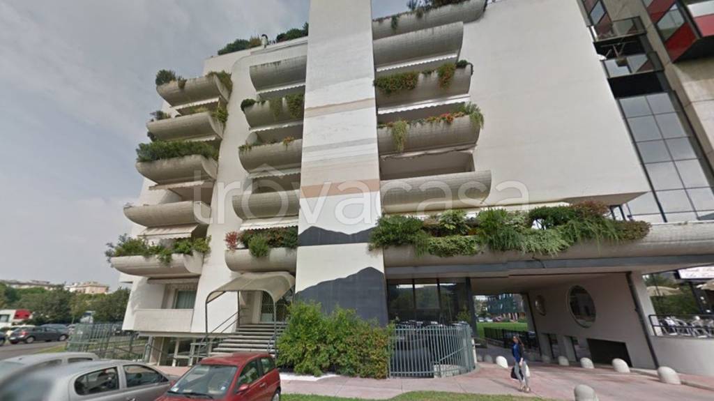 appartamento in vendita a Brescia in zona Lamarmora