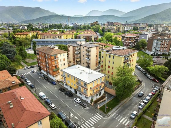 appartamento in vendita a Brescia in zona Mompiano
