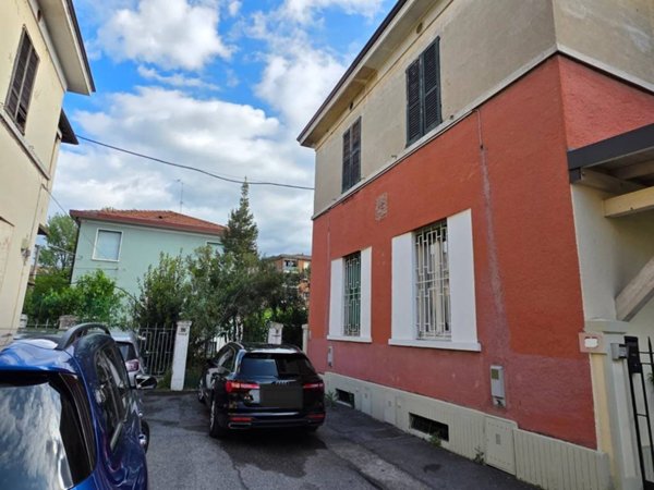 casa indipendente in vendita a Brescia in zona Volta
