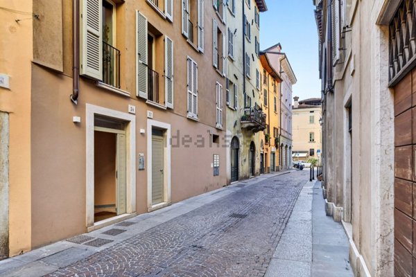 appartamento in vendita a Brescia in zona Carmine