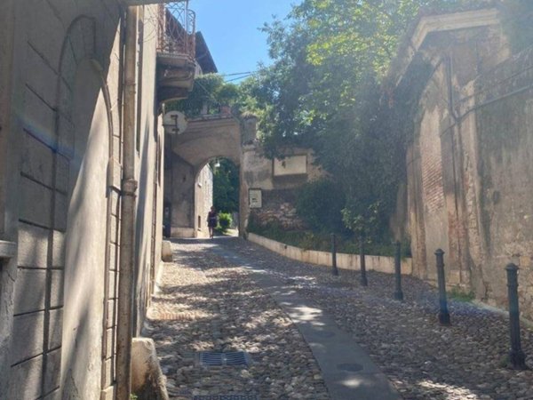 appartamento in vendita a Brescia in zona Centro Storico