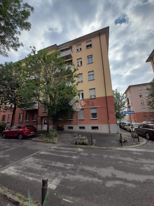 appartamento in vendita a Brescia in zona Lamarmora