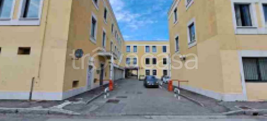 ufficio in vendita a Brescia in zona Borgo Trento