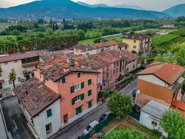 appartamento in vendita a Brescia in zona Villaggio Prealpino