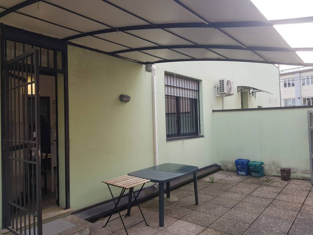 appartamento in vendita a Brescia in zona Volta