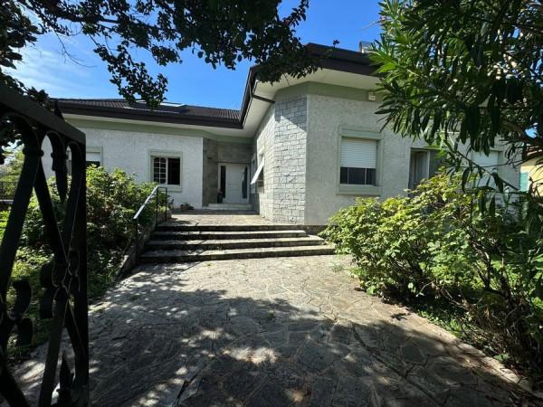casa indipendente in vendita a Brescia in zona Urago/Mella