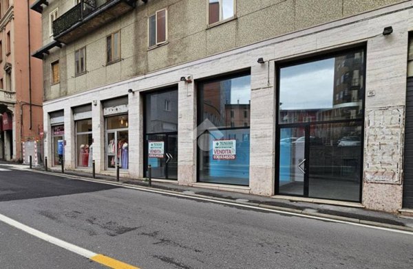 negozio in vendita a Brescia in zona Centro Storico
