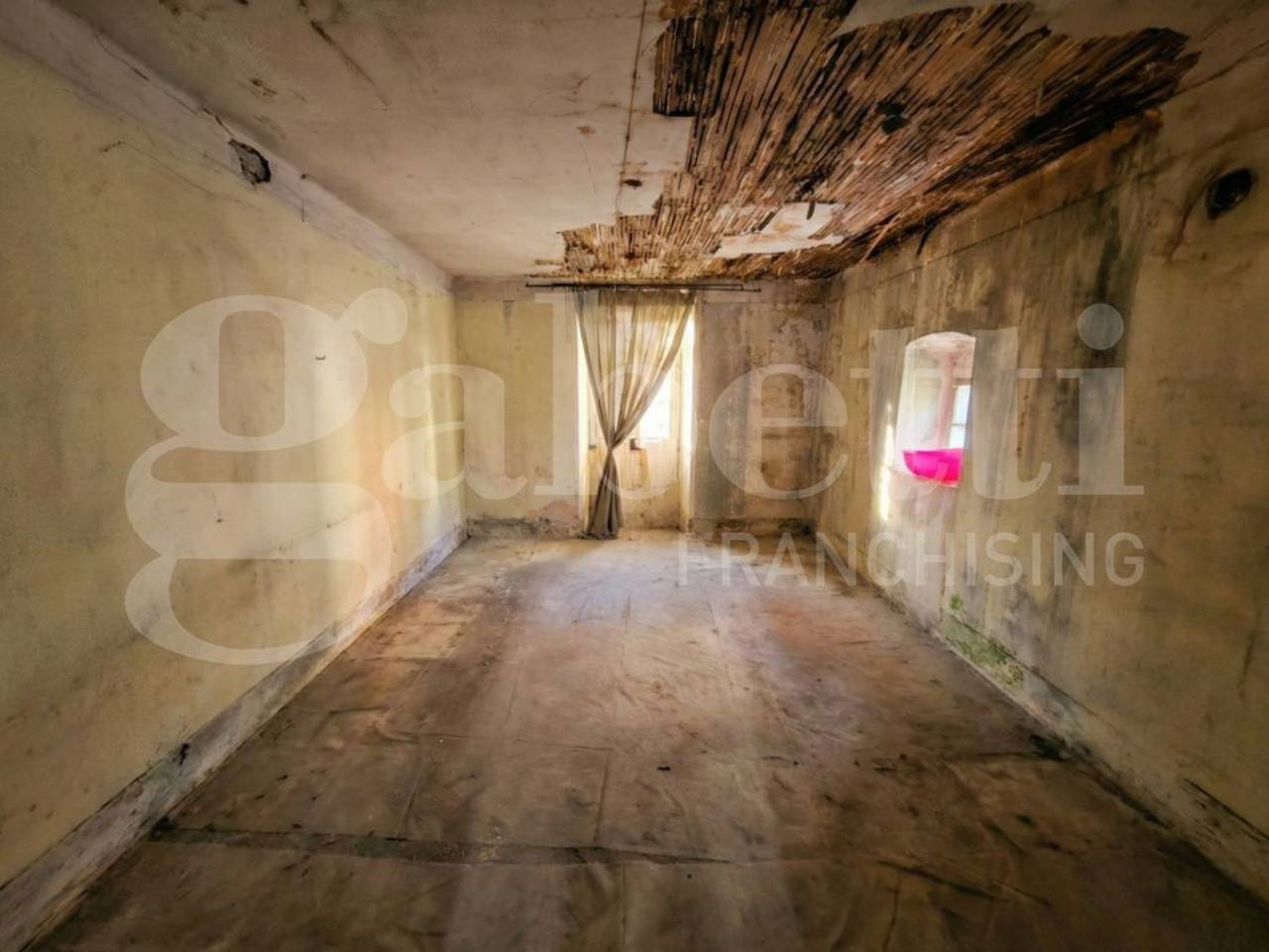 intera palazzina in vendita a Brescia in zona Sant'Eufemia
