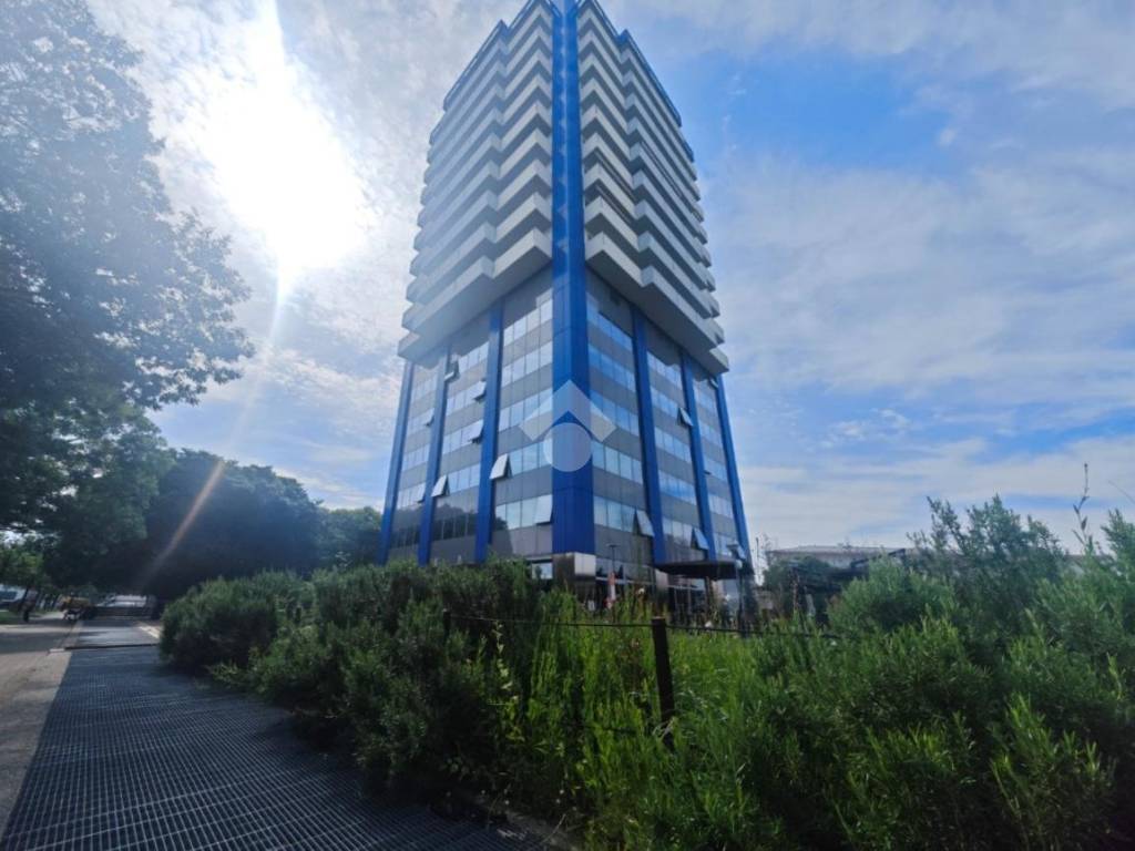 ufficio in vendita a Brescia in zona Lamarmora