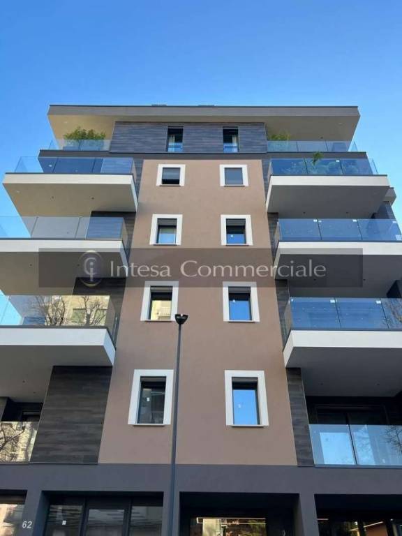 negozio in vendita a Brescia in zona Borgo Trento