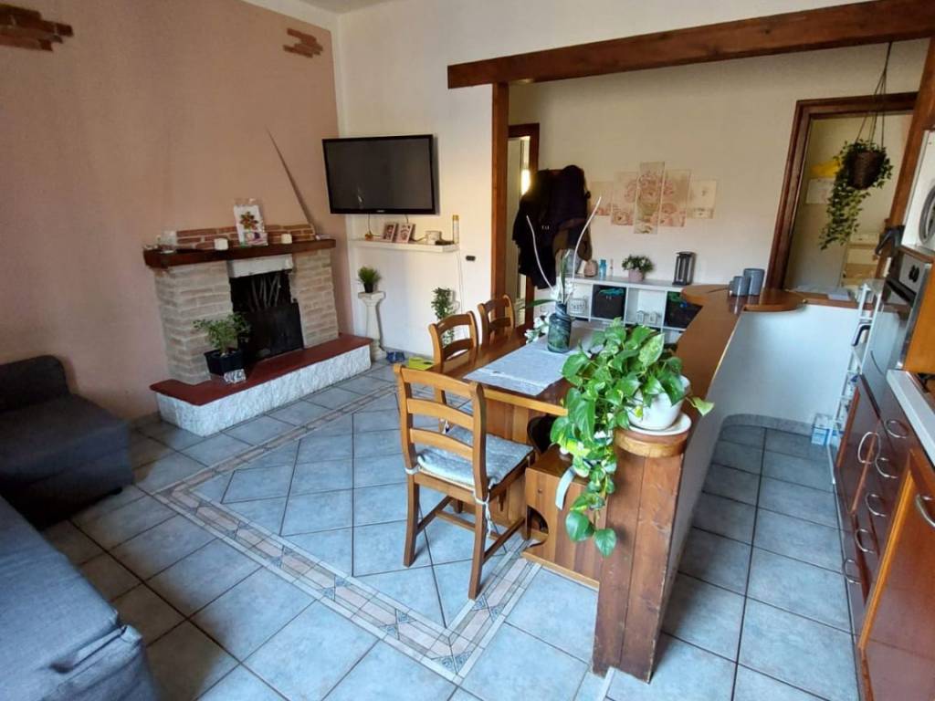 appartamento in vendita a Brescia in zona Mompiano