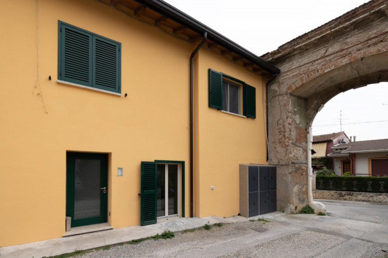appartamento in vendita a Brescia in zona Sant'Eufemia
