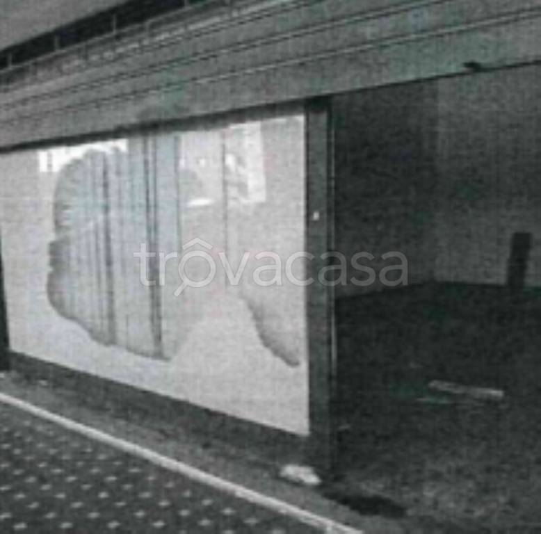 negozio in vendita a Brescia in zona Don Bosco