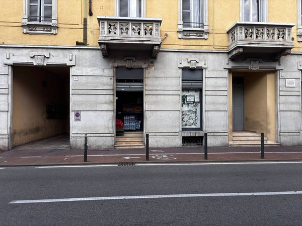 negozio in vendita a Brescia in zona Chiusure