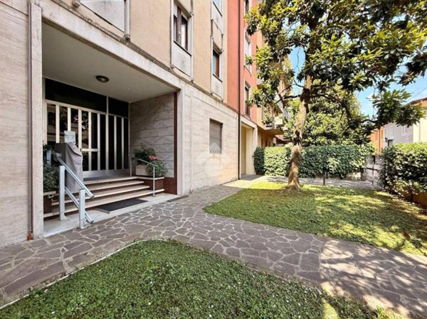 appartamento in vendita a Brescia in zona Porta Venezia