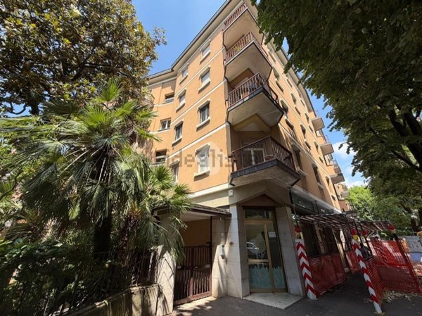 appartamento in vendita a Brescia in zona Borgo Trento