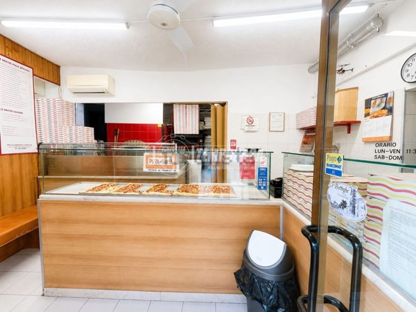 locale commerciale in vendita a Brescia in zona Sant'Eufemia