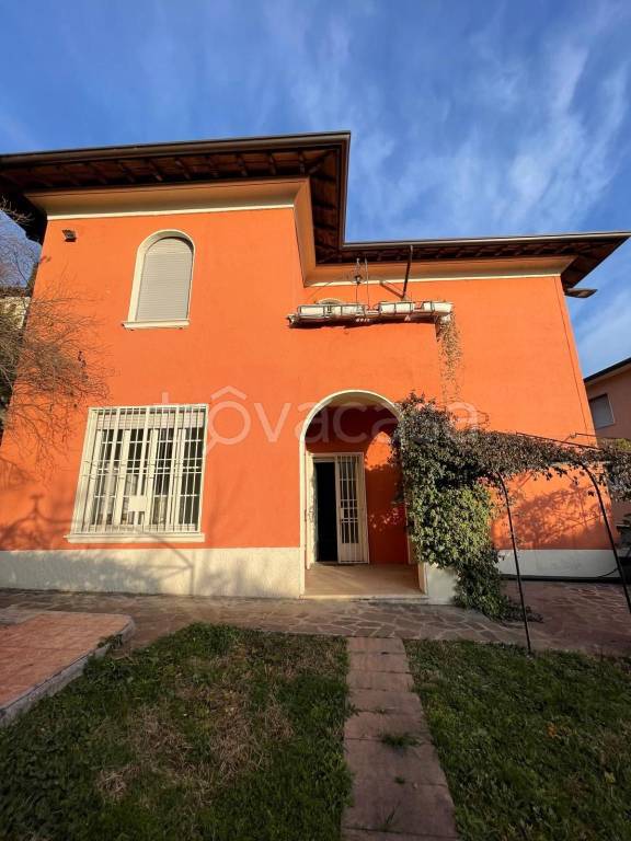 casa indipendente in vendita a Brescia in zona Sant'Eufemia