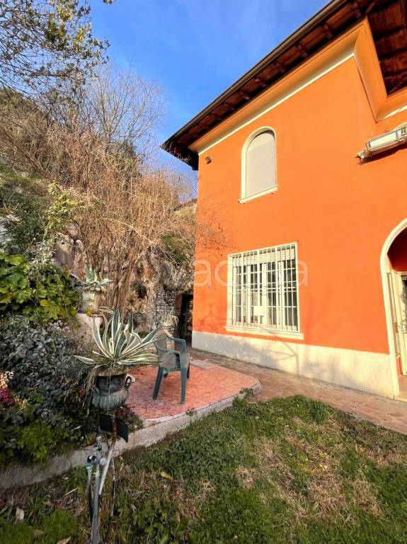 casa indipendente in vendita a Brescia in zona Sant'Eufemia