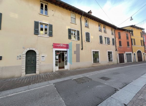negozio in vendita a Brescia in zona Borgo Trento
