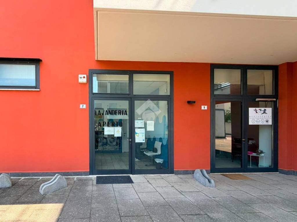 negozio in vendita a Brescia in zona San Polo