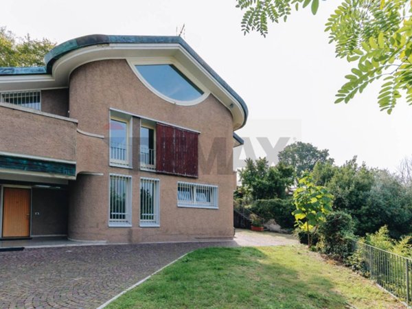 casa indipendente in vendita a Brescia in zona Mompiano