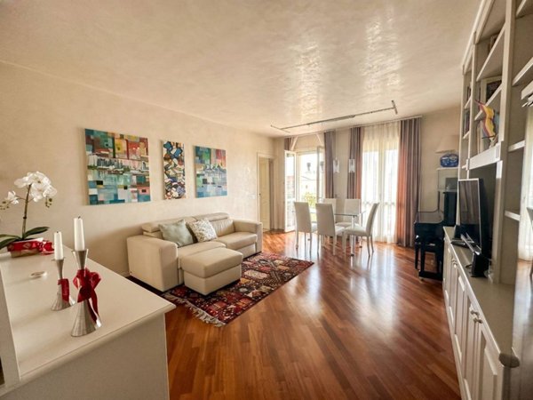 appartamento in vendita a Brescia in zona Villaggio Prealpino