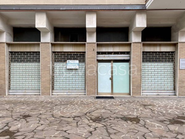 negozio in vendita a Brescia in zona Centro Storico