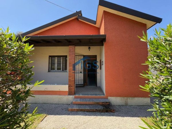 casa indipendente in vendita a Brescia in zona Chiesa Nuova