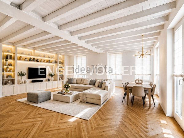 casa indipendente in vendita a Brescia in zona Centro Storico