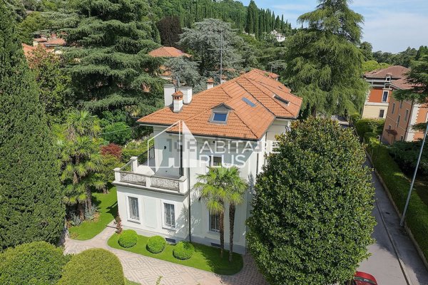 casa indipendente in vendita a Brescia