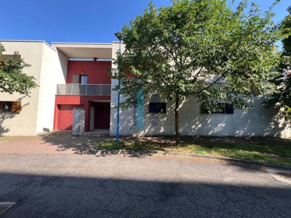 casa indipendente in vendita a Brescia in zona Sant'Eufemia