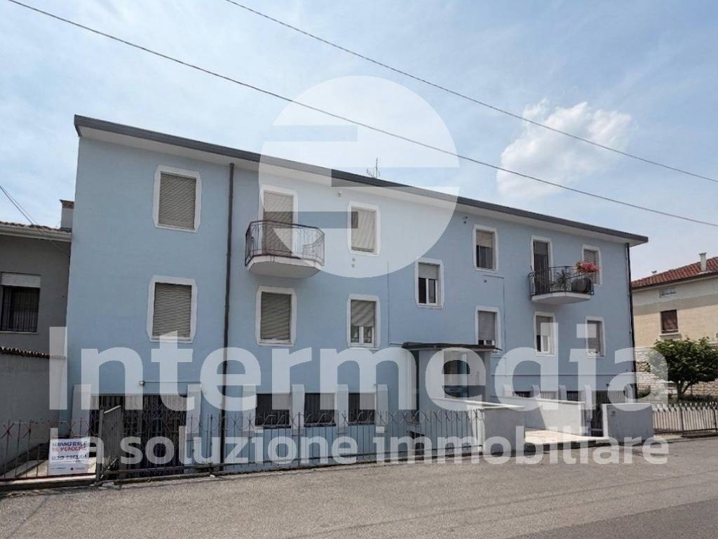 ufficio in vendita a Brescia in zona Volta