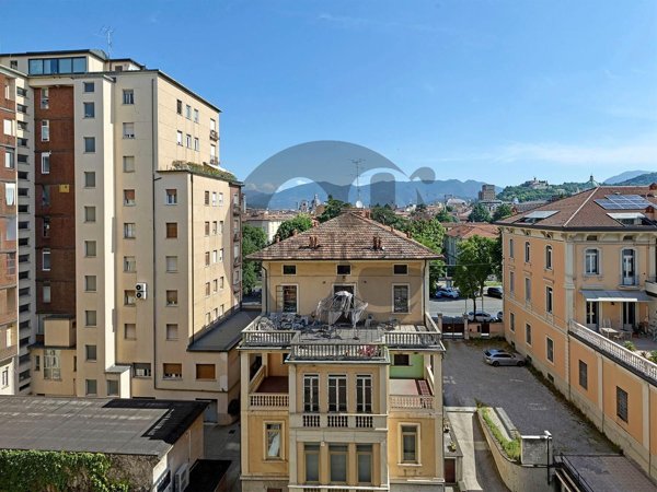 appartamento in vendita a Brescia in zona Porta Cremona