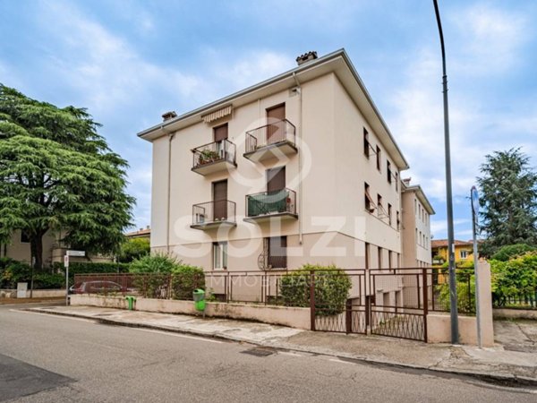 appartamento in vendita a Brescia in zona Volta