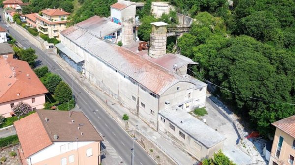 negozio in vendita a Brescia in zona Sant'Eufemia