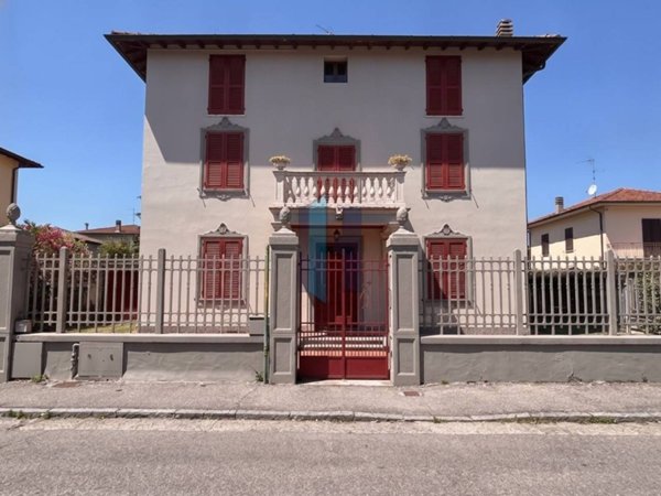 casa indipendente in vendita a Brescia in zona Fiumicello