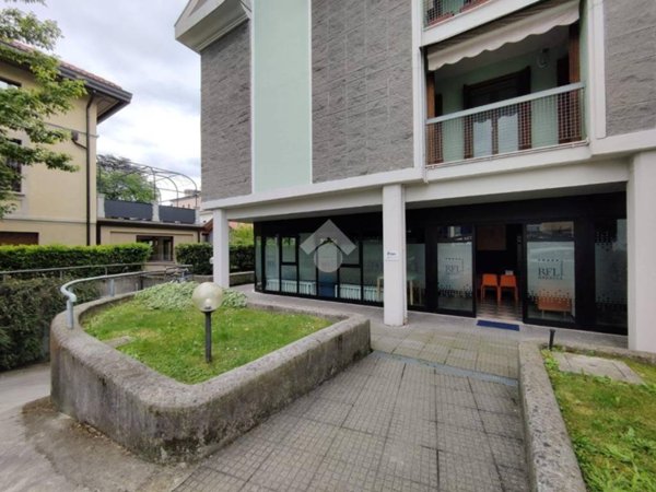 ufficio in vendita a Brescia in zona Crocifissa di Rosa