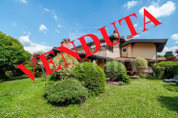 casa indipendente in vendita a Brescia in zona Caionvico