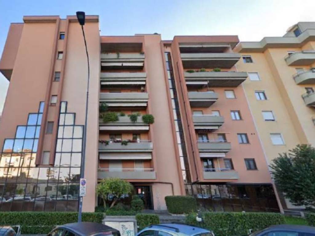 ufficio in vendita a Brescia in zona Volta