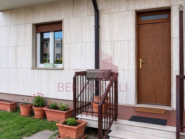 appartamento in vendita a Brescia in zona Urago/Mella