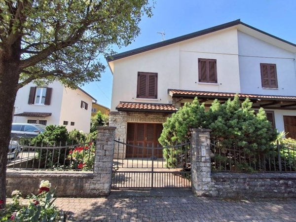 casa indipendente in vendita a Brescia in zona Centro Storico
