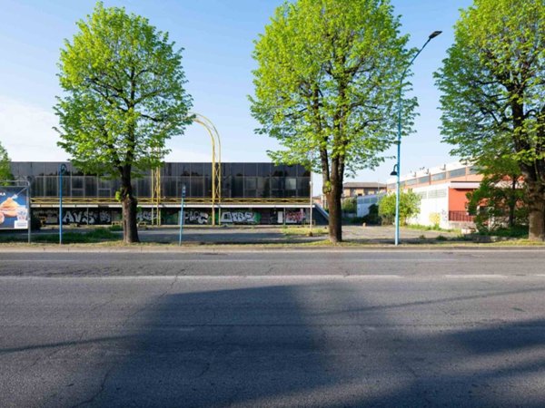 intera palazzina in vendita a Brescia in zona Volta