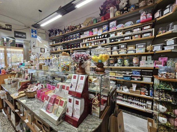 negozio in vendita a Brescia in zona Centro Storico