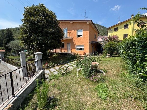 casa indipendente in vendita a Brescia