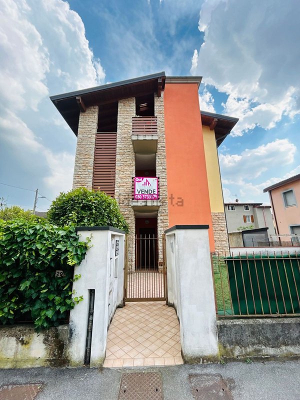 appartamento in vendita a Brescia in zona Chiusure