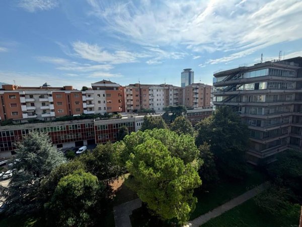 appartamento in vendita a Brescia in zona Volta