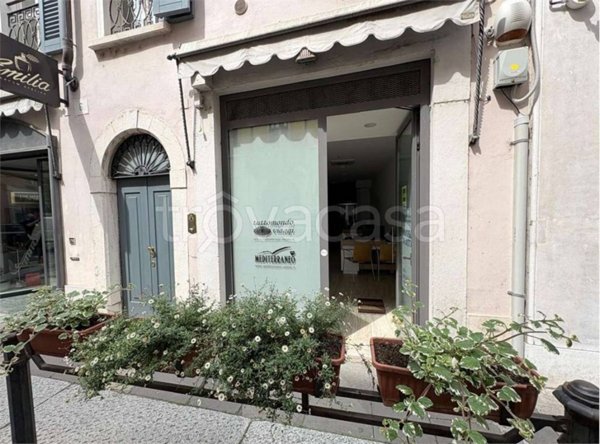 negozio in vendita a Brescia